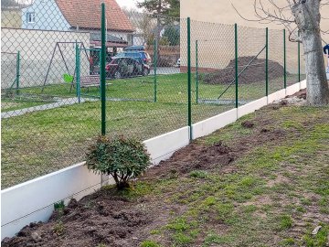 Realizace – čtyřhranné pletivo a podhrabové desky | Louny