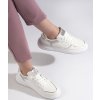 BÍLÉ SNEAKERSY SE STŘÍBRNÝMI DETAILY