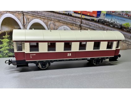 H0 - Osobní vůz 2. třídy řady B, Ep. III / PIKO 57633