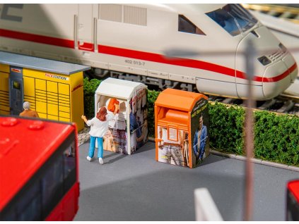 N - 4 kontejnery na oblečení / FALLER 180341