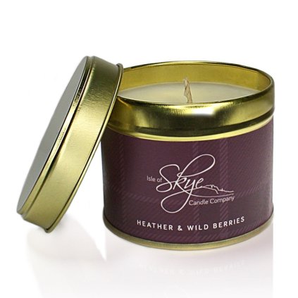 Illatgyertya HEATHER & WILD BERRIES, égési idő 45 óra, utazási csomag, Isle of Skye Candle Comp