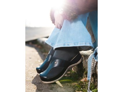 Leon 912 Dámská zdravotní kožená obuv pro Hallux Valgus - Černá