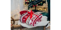 Patura de miel alb-rosu de Craciun din microplush WINTER DELIGHT